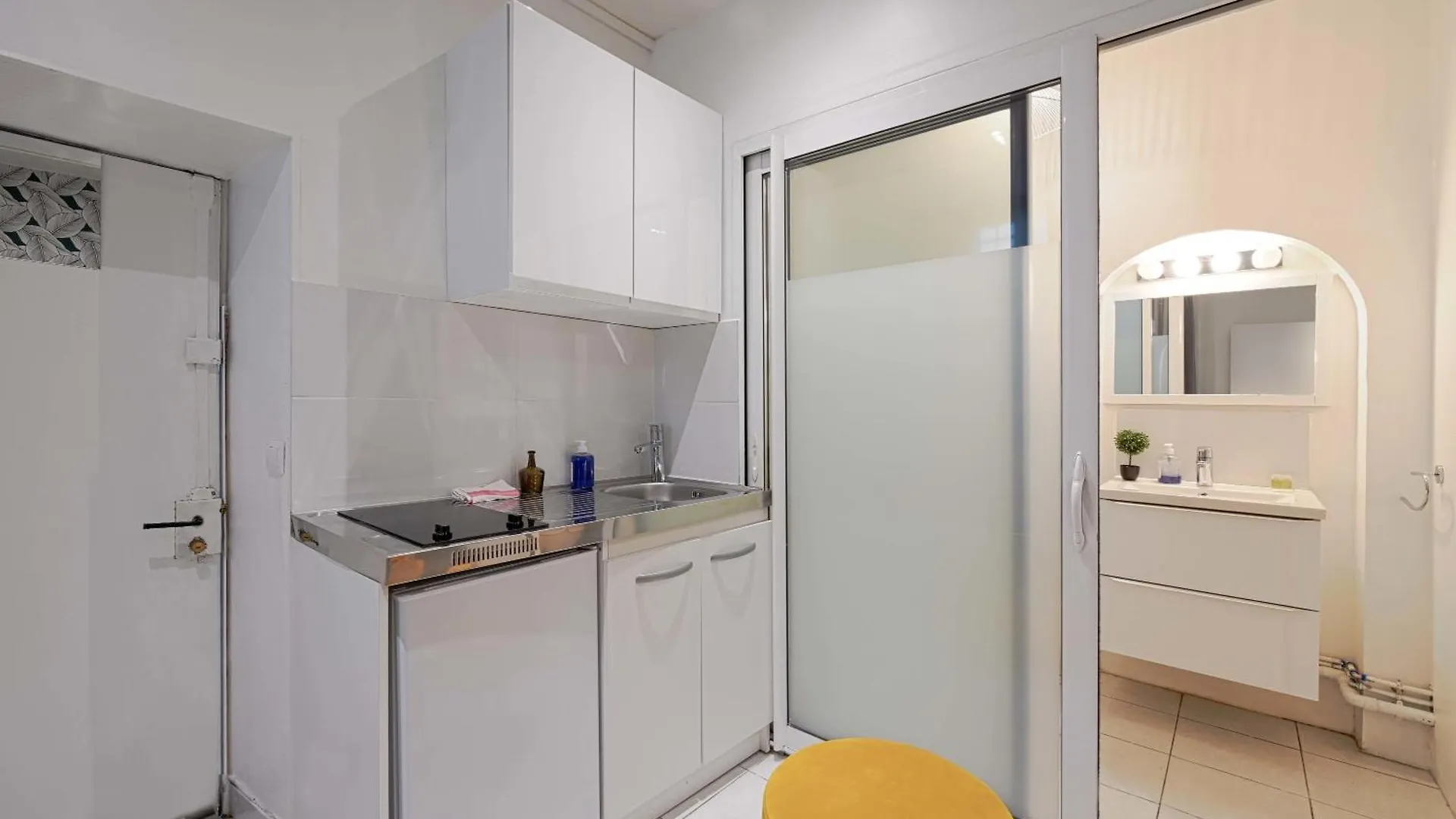 Lovely Studio For 2 Persons Center Of Paris